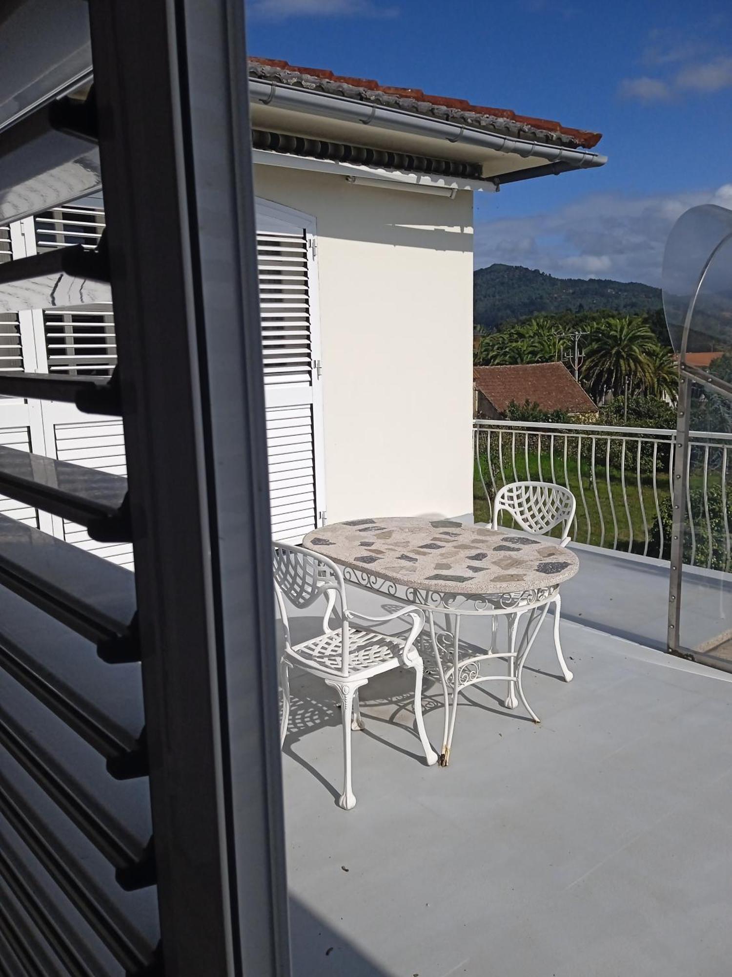 A Casa De Abelleira Ponteareas Bed & Breakfast Dış mekan fotoğraf