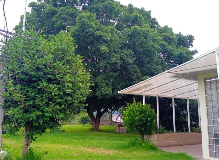 A Casa De Abelleira Ponteareas Bed & Breakfast Dış mekan fotoğraf